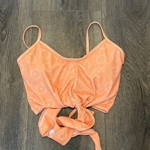 Kortni Jeane tie up top